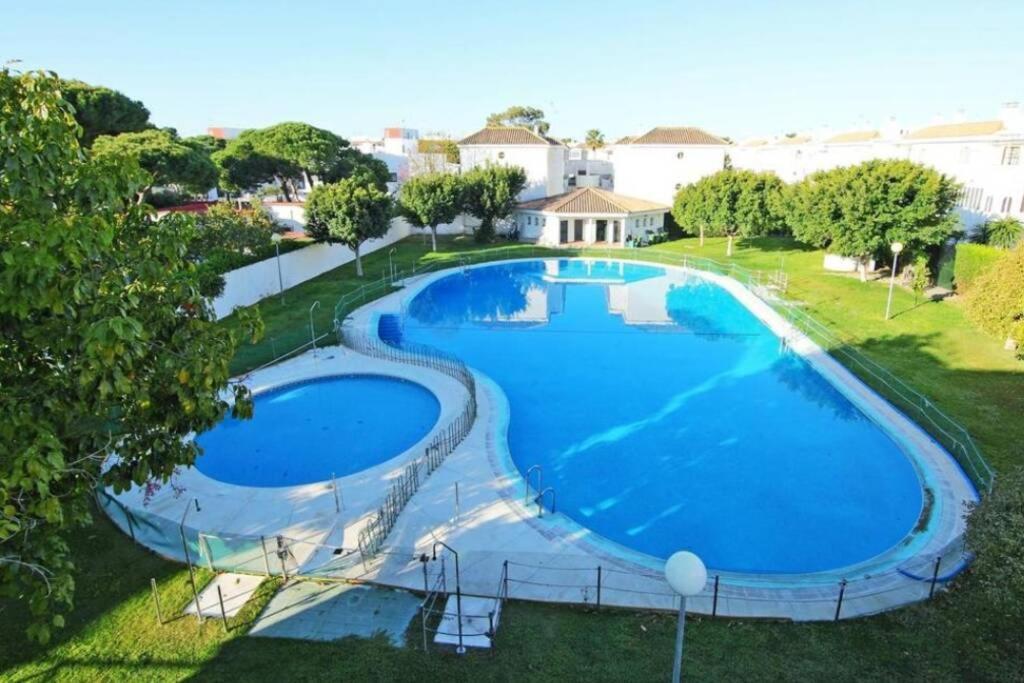 Acogedor Apartamento A 100 M. De Pinares Y Playa Apartamento Rota Exterior foto
